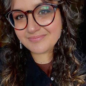 Meet your Posher, Camille